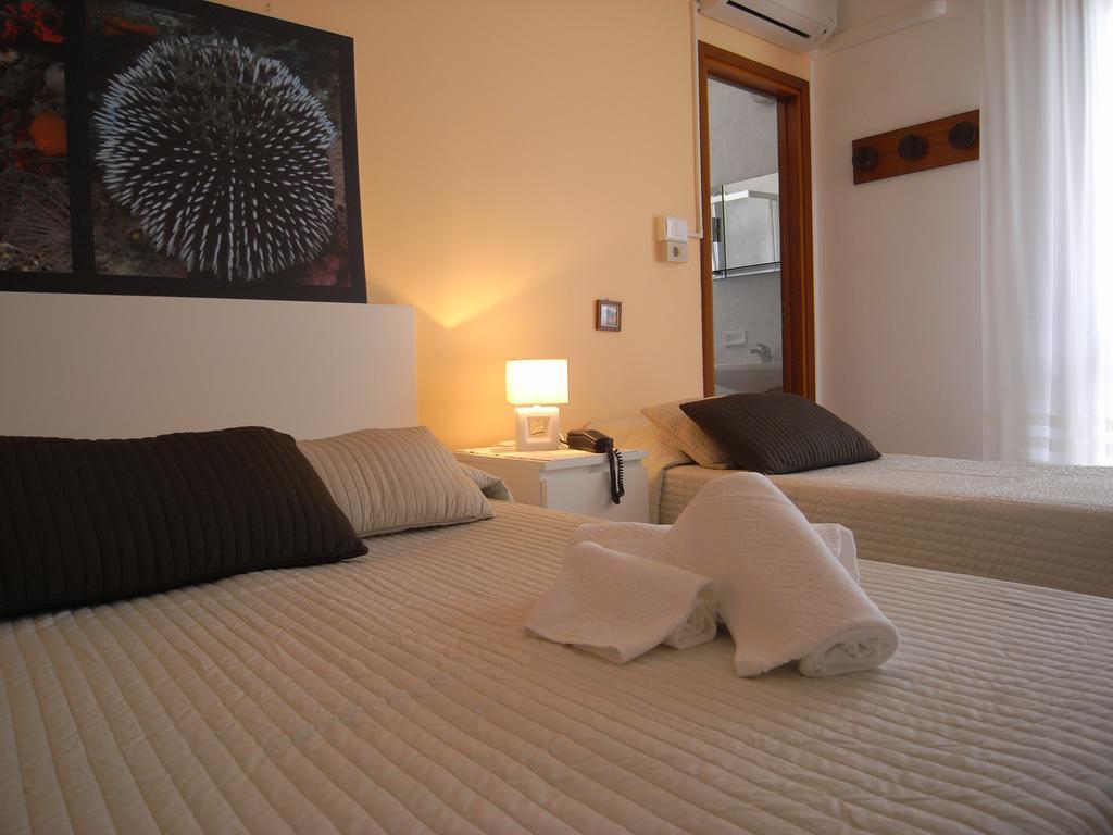 Hotel Moreri Градо Номер фото