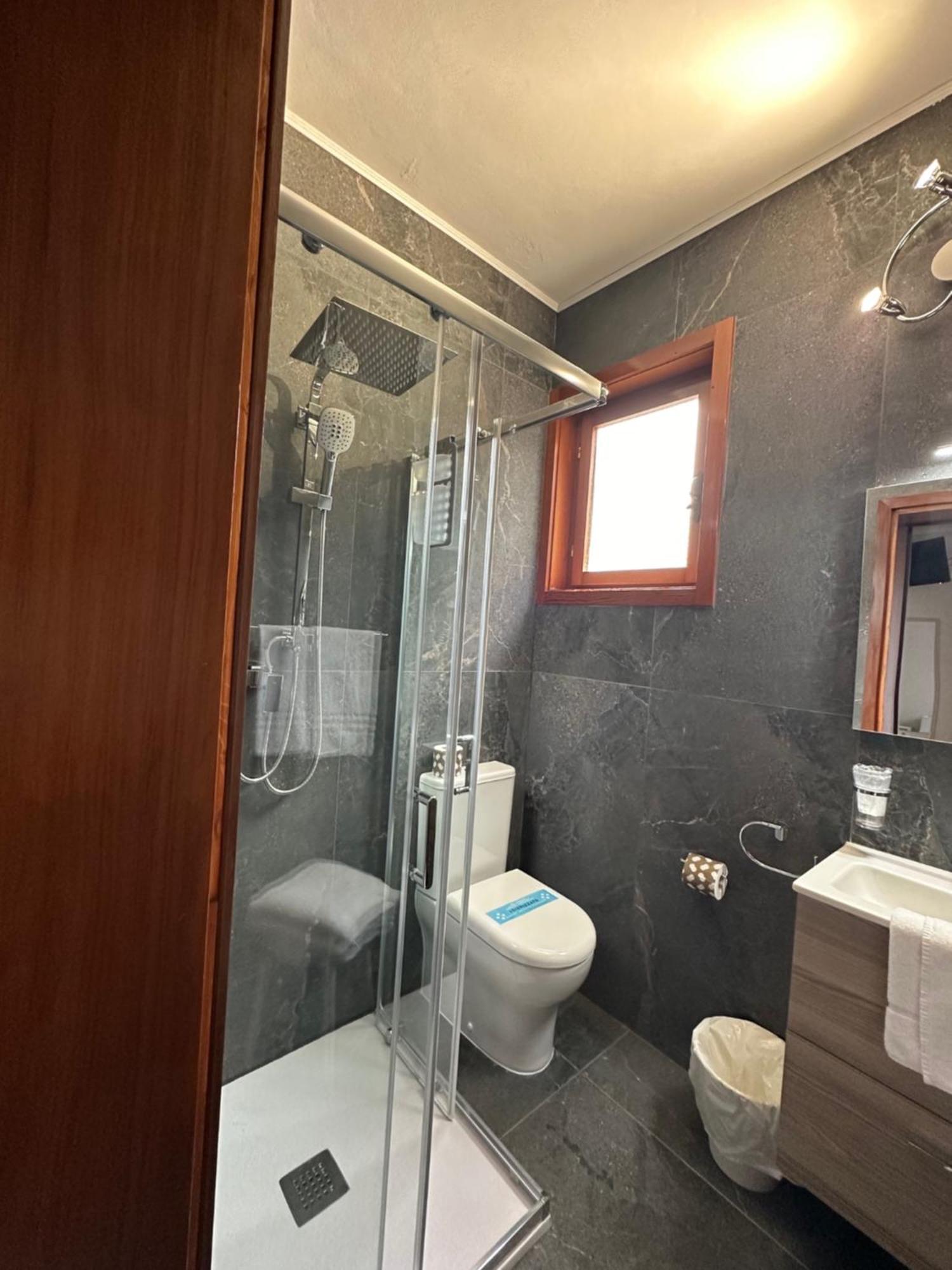 Hotel Moreri Градо Экстерьер фото