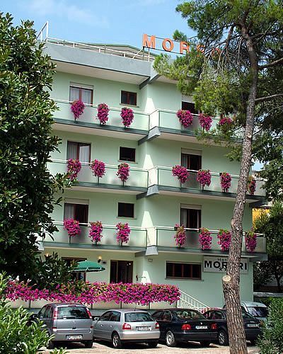 Hotel Moreri Градо Экстерьер фото
