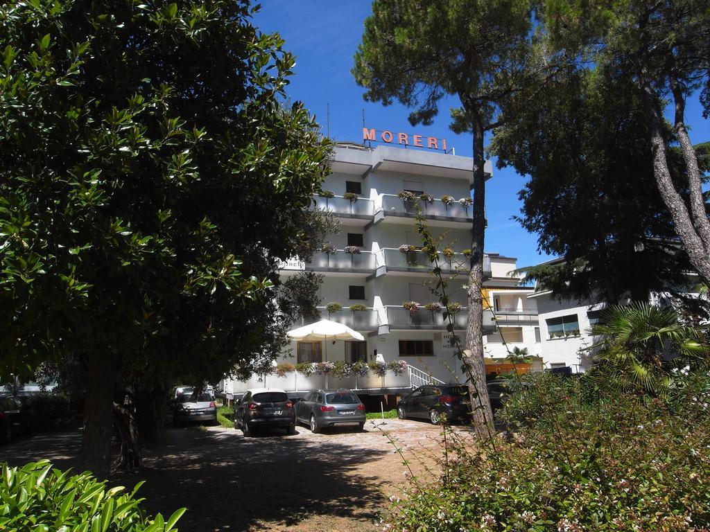 Hotel Moreri Градо Экстерьер фото