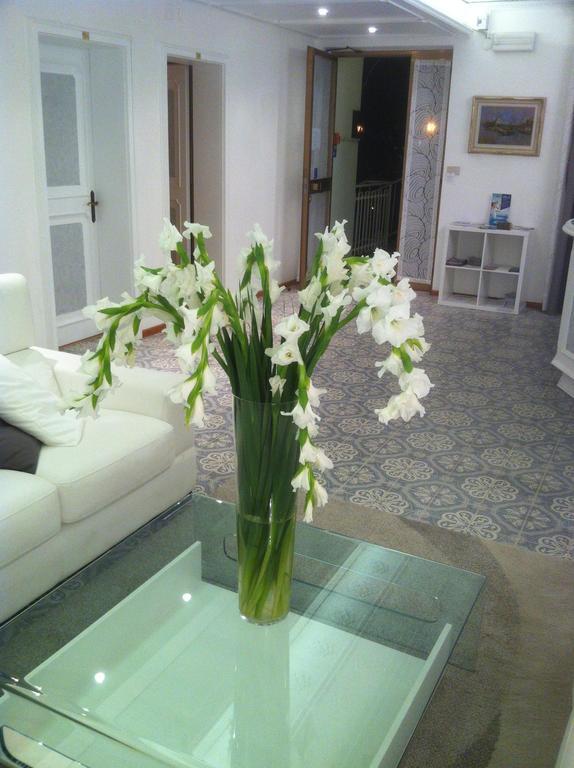 Hotel Moreri Градо Экстерьер фото